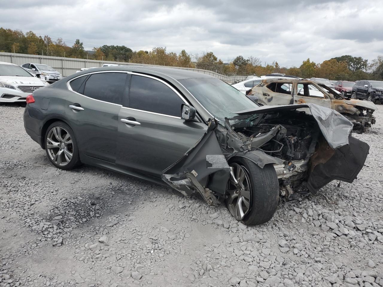 2012 Infiniti M - Image 4