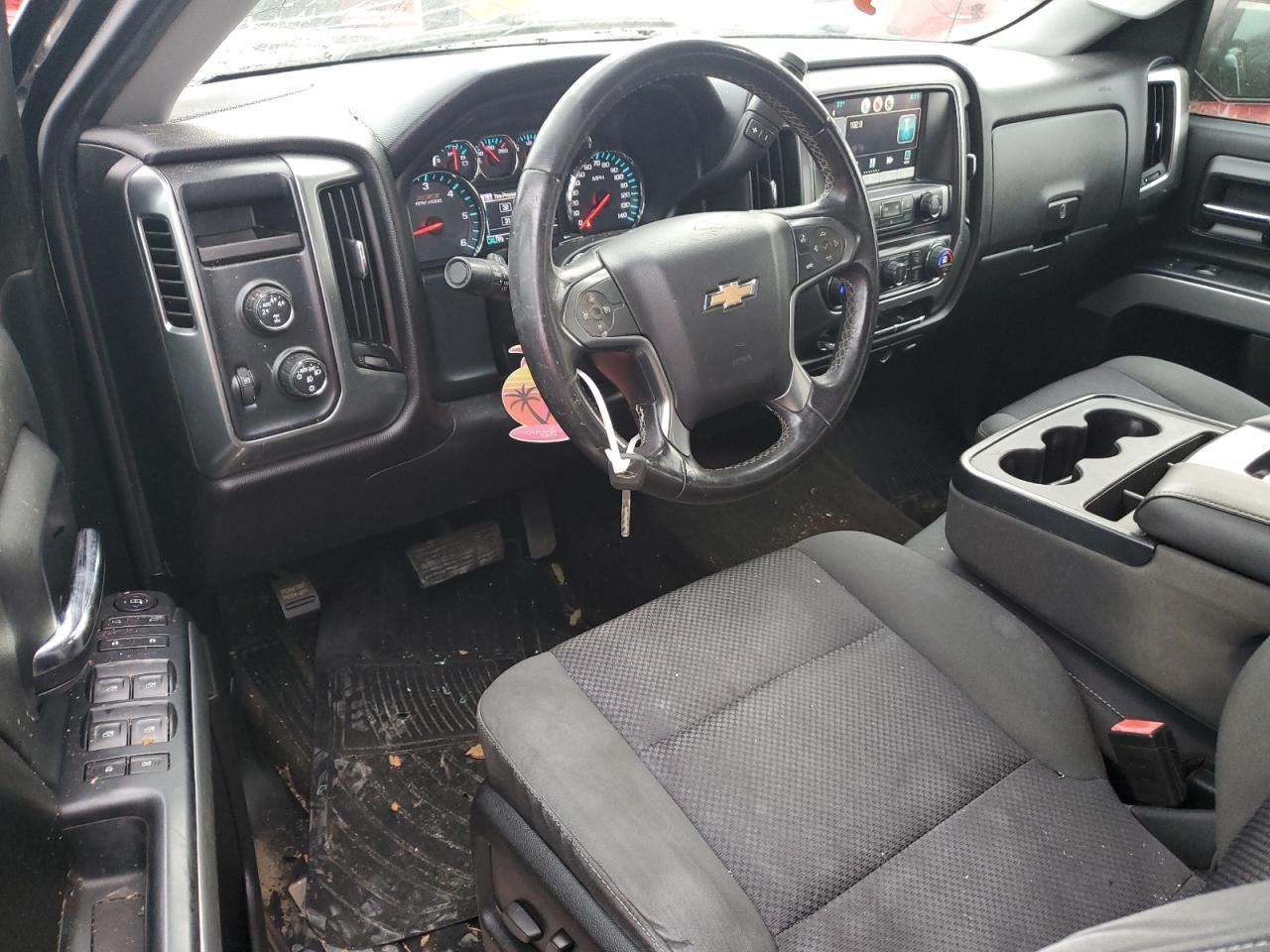 2015 Chevrolet Silverado - Image 8