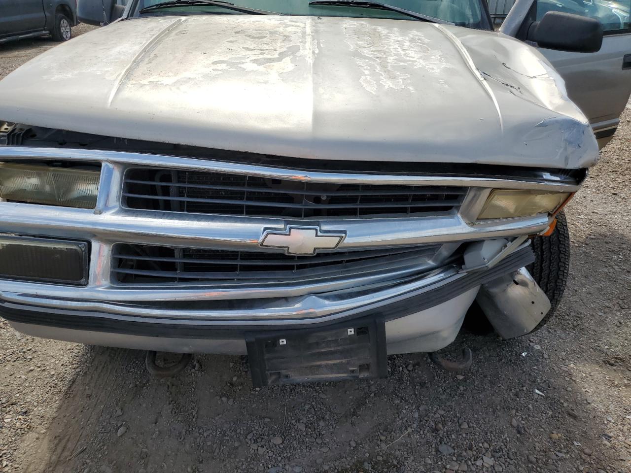 1999 Chevrolet Tahoe K1500 VIN: 1GNEK13R0XJ444734 Lot: 76323384