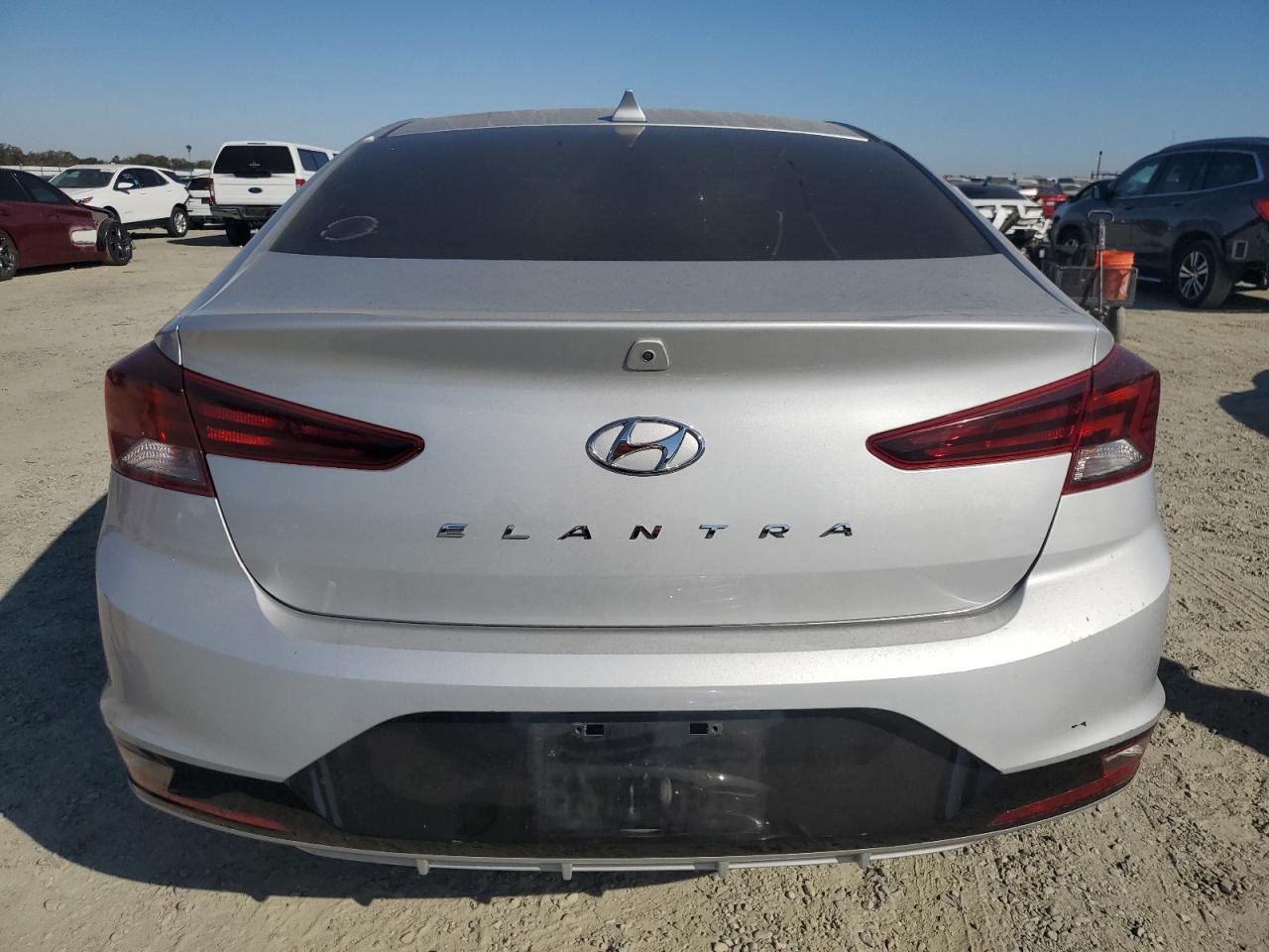 2019 Hyundai Elantra Sel VIN: KMHD84LFXKU752328 Lot: 74834454