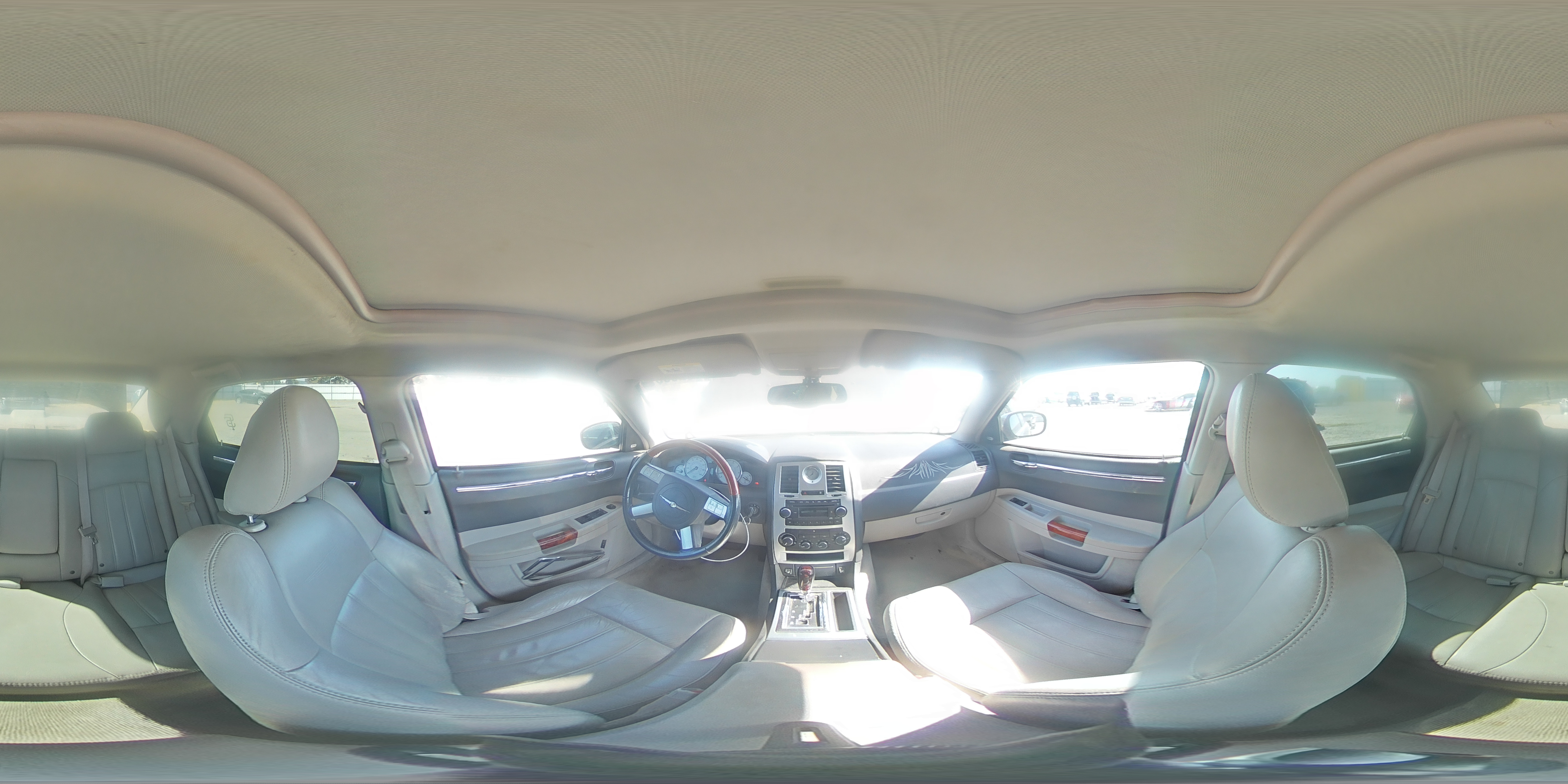 2005 Chrysler 300 - Image 12
