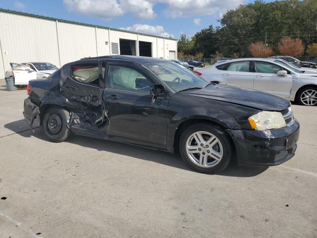 Sedans DODGE AVENGER 2012 Czarny