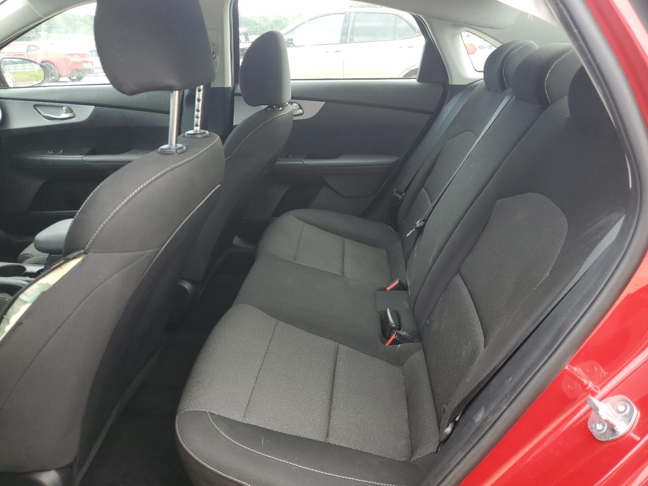2024 Kia Forte - Image 10