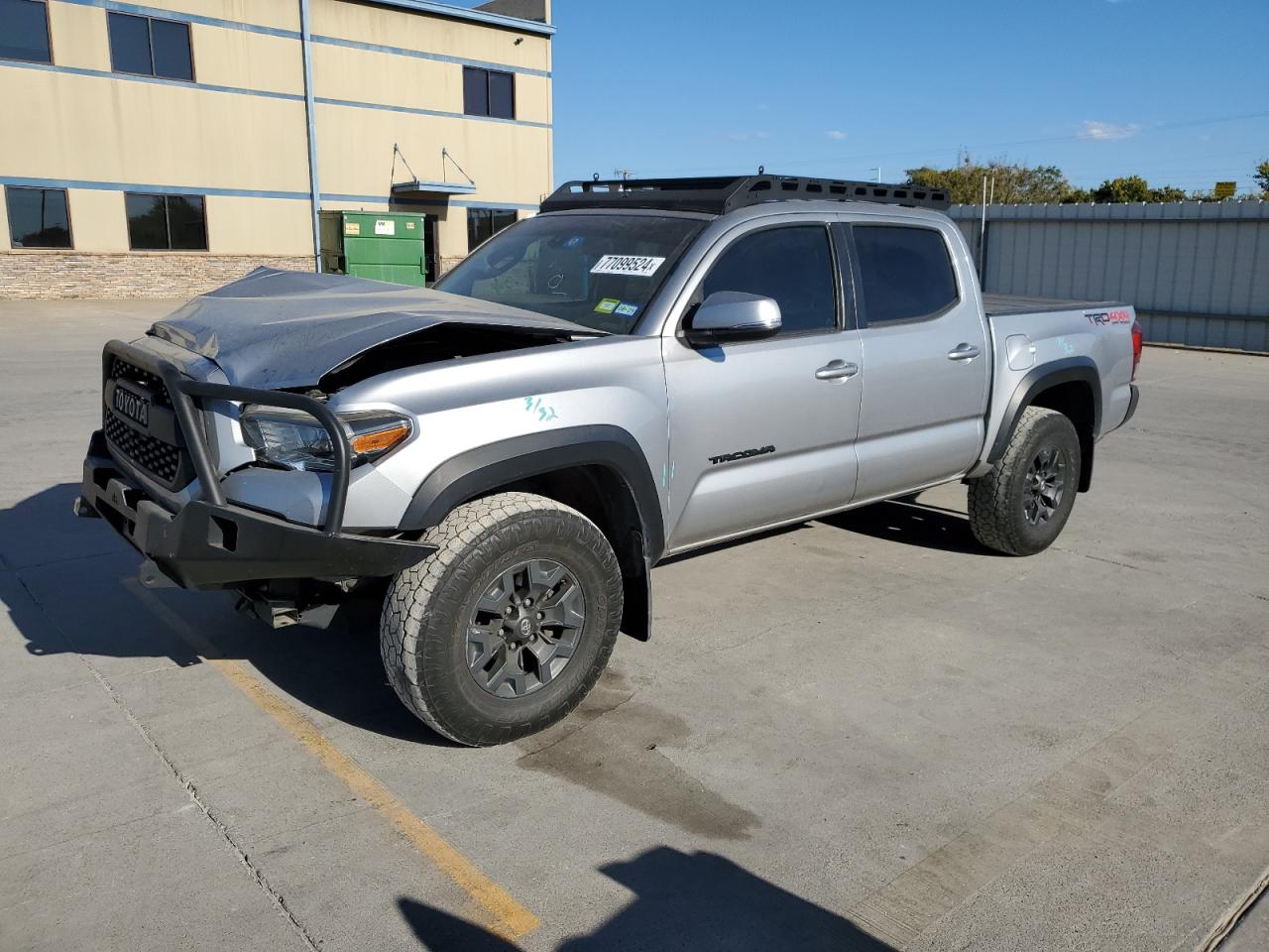 VIN 5TFCZ5AN7KX198600 2019 TOYOTA TACOMA no.1