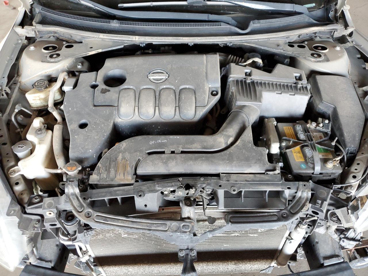 2011 Nissan Altima - Image 12