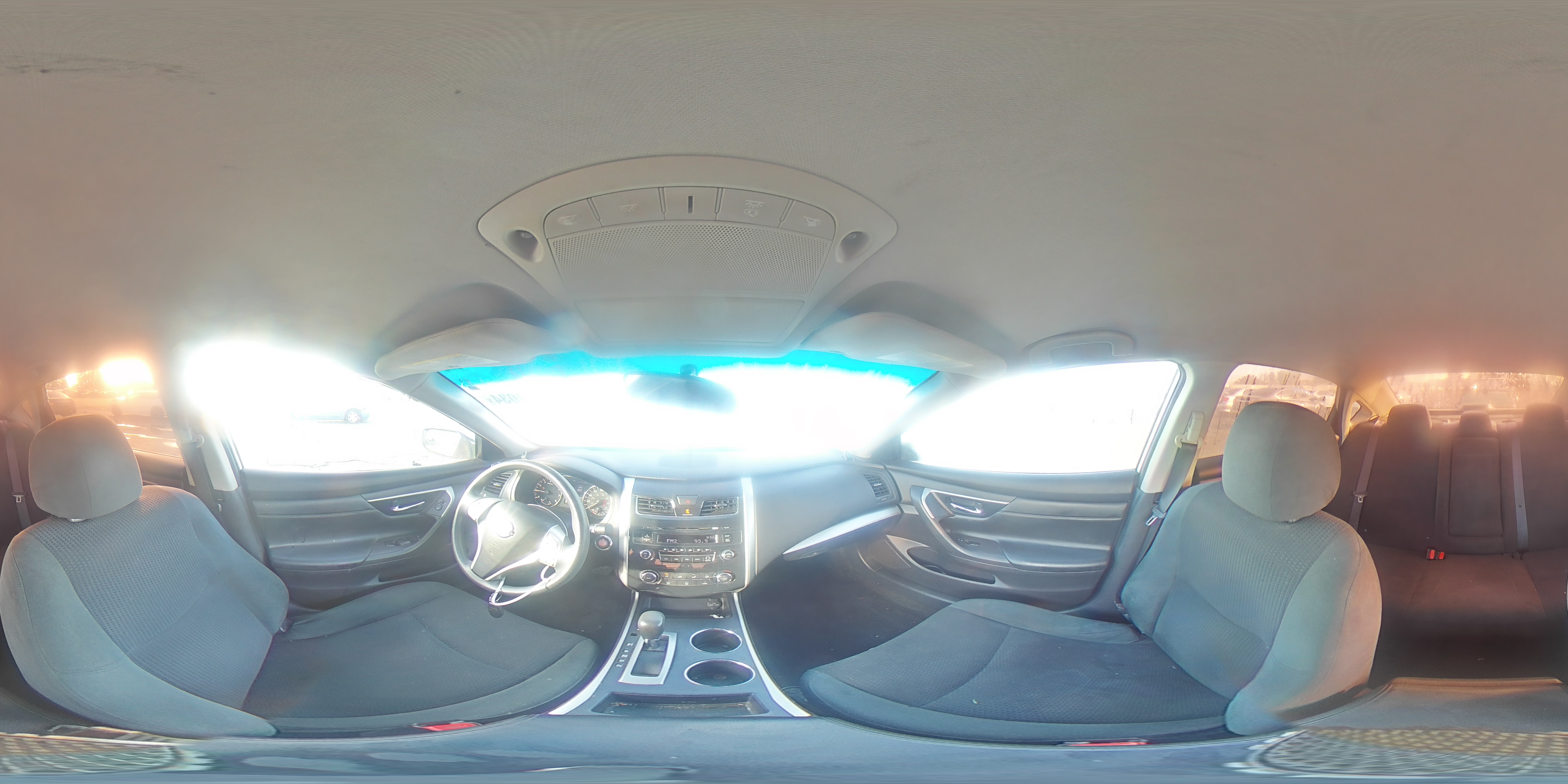 2015 Nissan Altima - Image 12