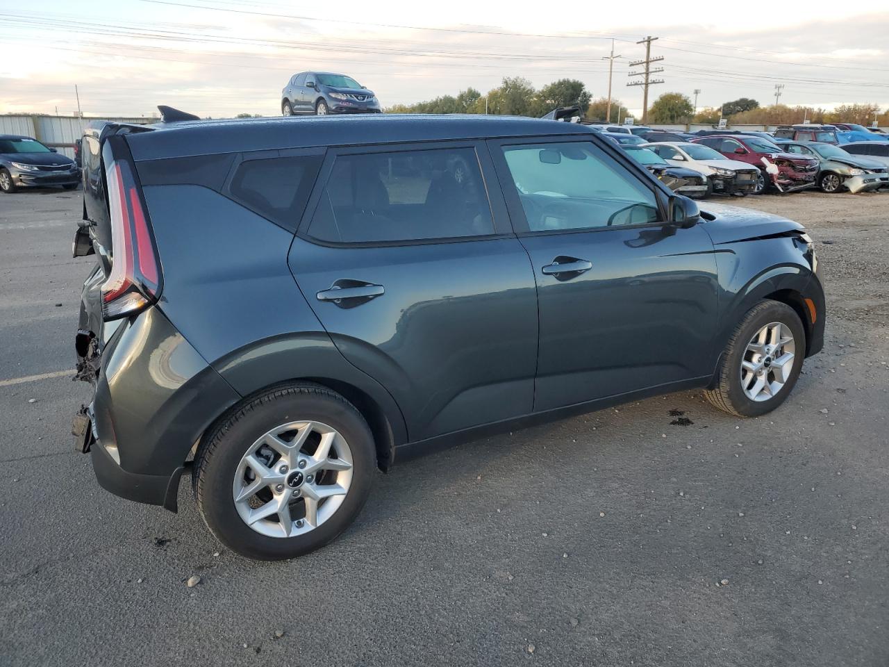 2023 Kia Soul - Image 3