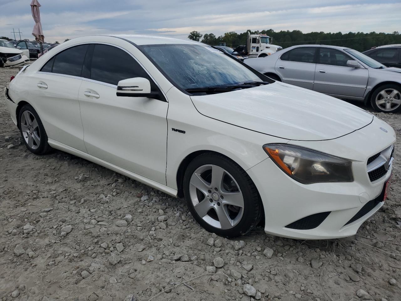 VIN WDDSJ4EB1GN319806 2016 MERCEDES-BENZ CLA-CLASS no.4