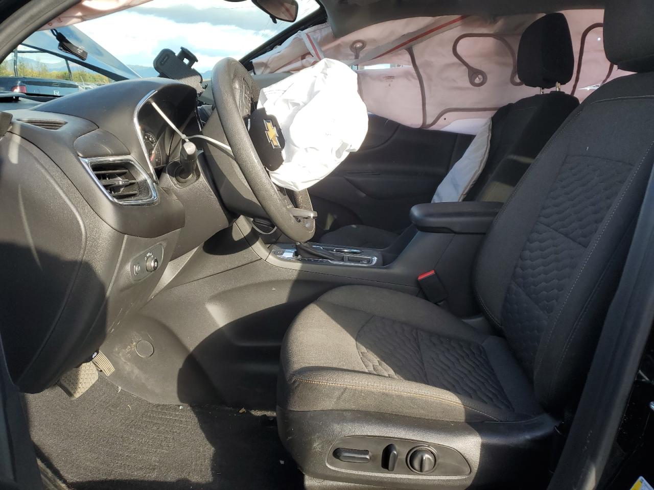2020 Chevrolet Equinox - Image 7
