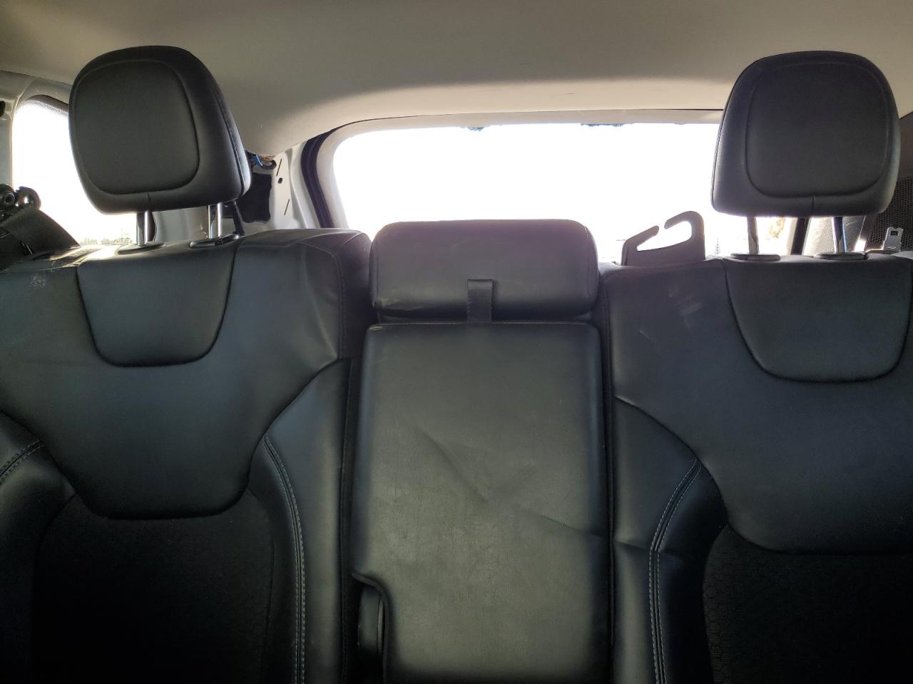 2020 Jeep Grand Cherokee - Image 10