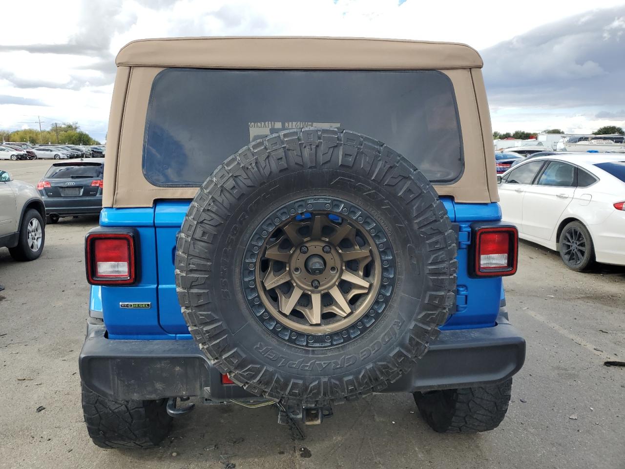 1C4HJXEM3MW770622 2021 Jeep Wrangler Unlimited Sahara