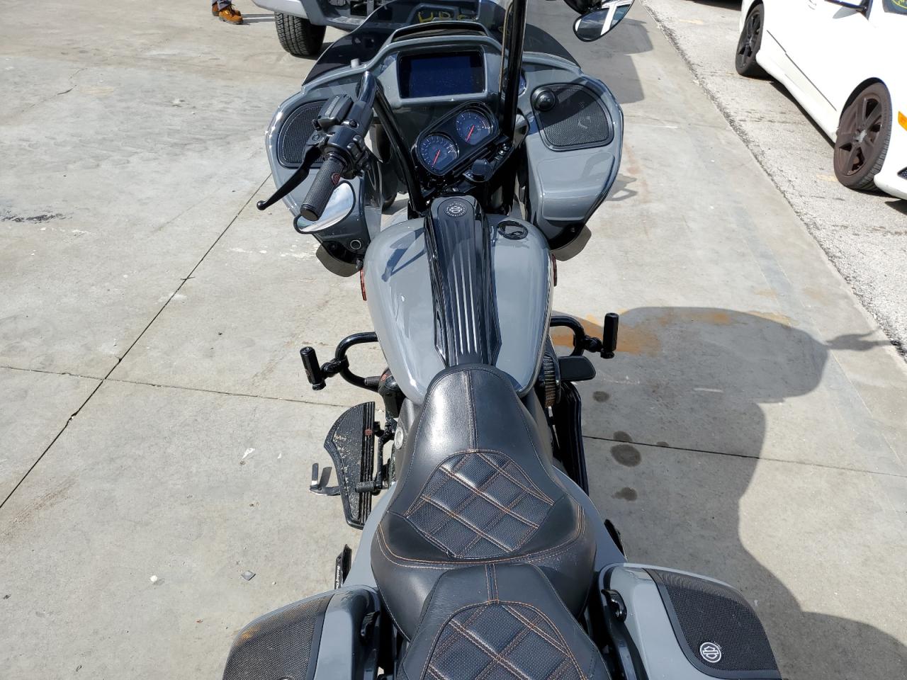 2018 Harley-Davidson Fltrxse Cvo Road Glide VIN: 1HD1TCL14JB958628 Lot: 74044394