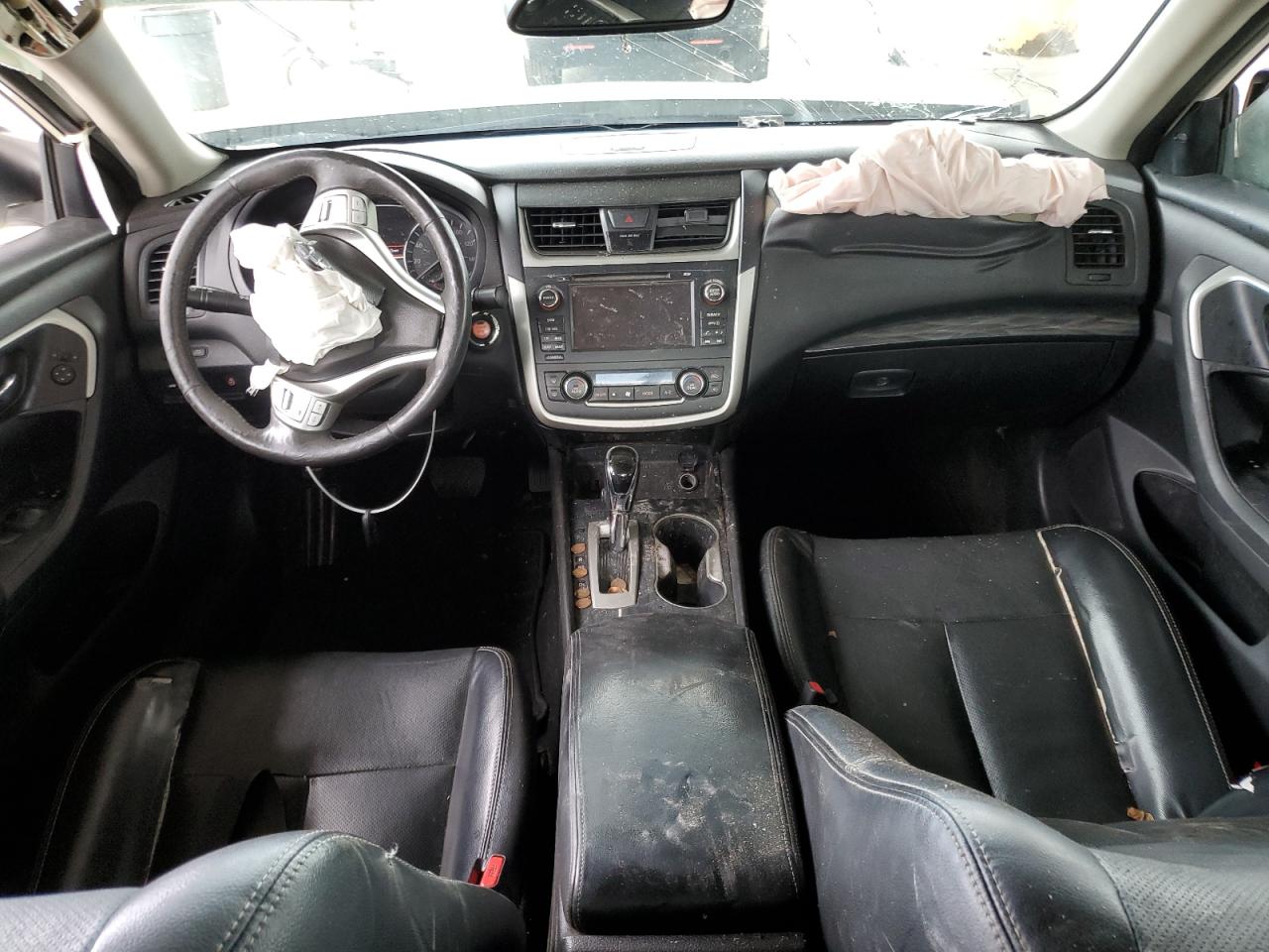 2016 Nissan Altima - Image 8
