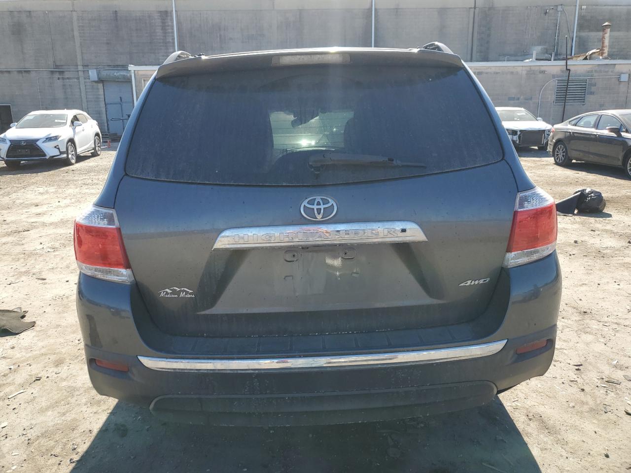 2013 Toyota Highlander Base VIN: 5TDBK3EHXDS270567 Lot: 76685504