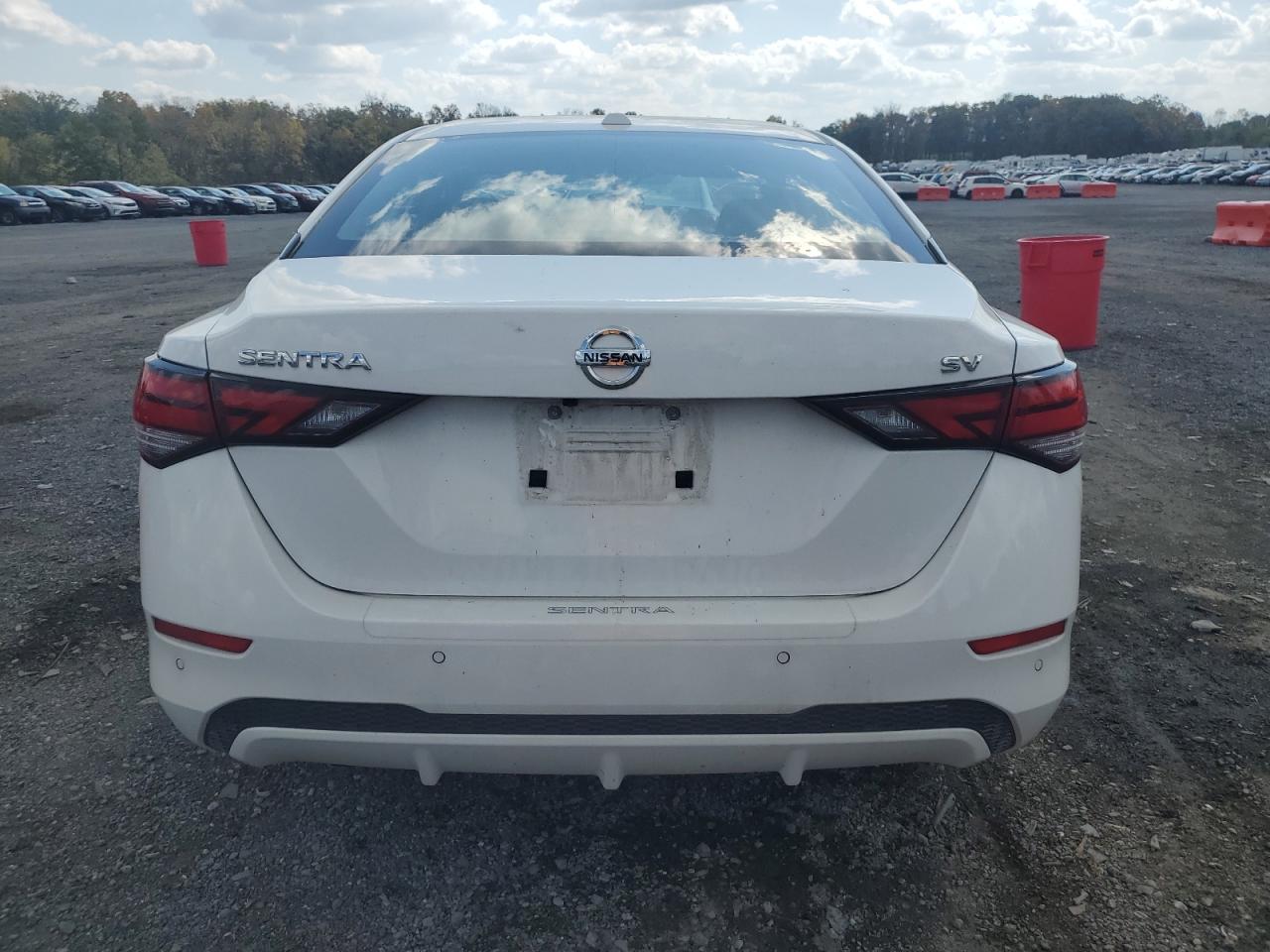 2022 Nissan Sentra - Image 6