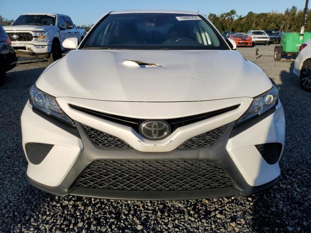  TOYOTA CAMRY 2019 Белы