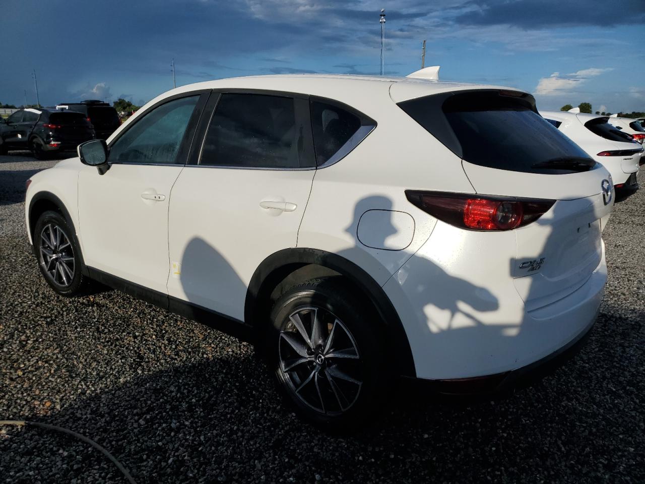 JM3KFBCM2J0331575 2018 MAZDA CX-5 - Image 2