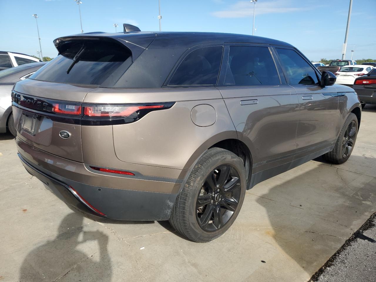 2020 Land Rover Range Rover - Image 3