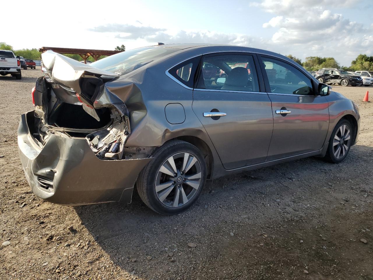 VIN 3N1AB7AP8GY250592 2016 NISSAN SENTRA no.3