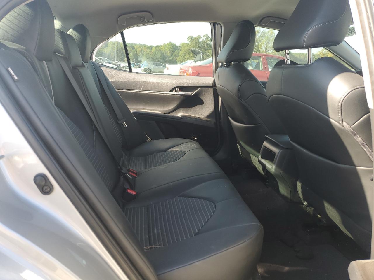 2021 Toyota Camry - Image 10