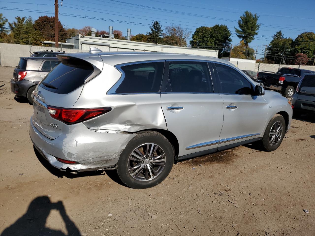 VIN 5N1AL0MN4GC509398 2016 INFINITI QX60 no.3