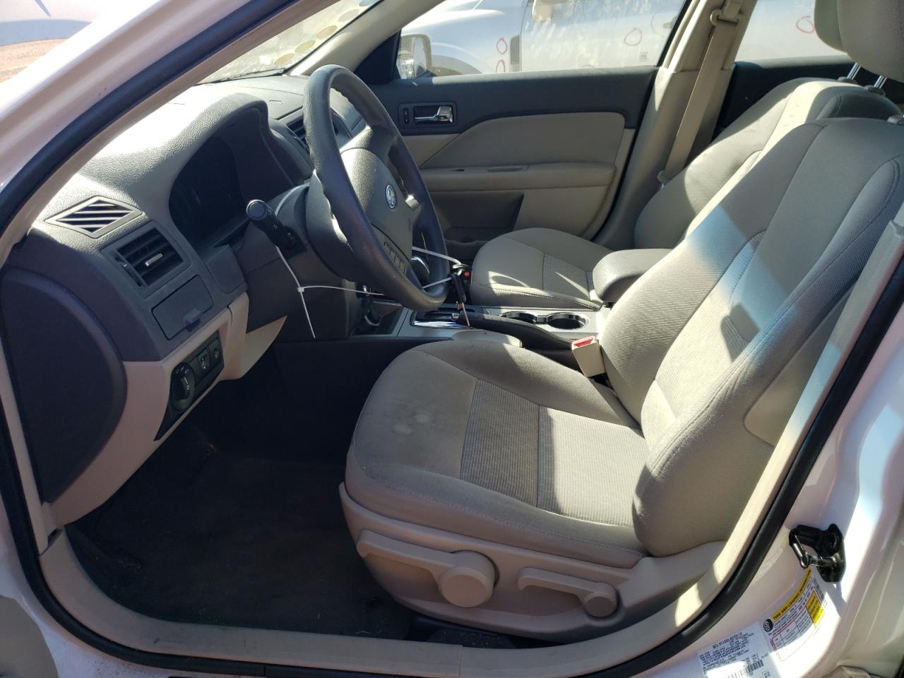 2010 Ford Fusion S VIN: 3FAHP0GA3AR219250 Lot: 72928864