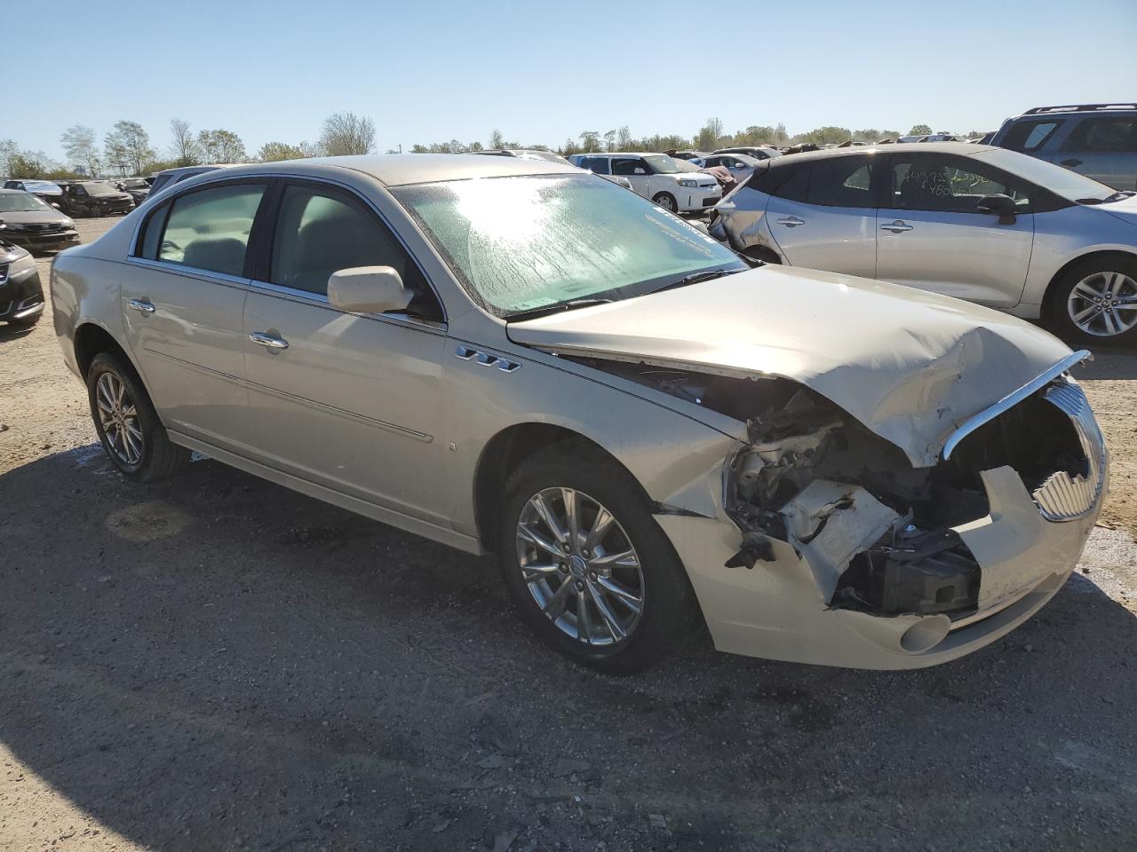 2010 Buick Lucerne - Image 4
