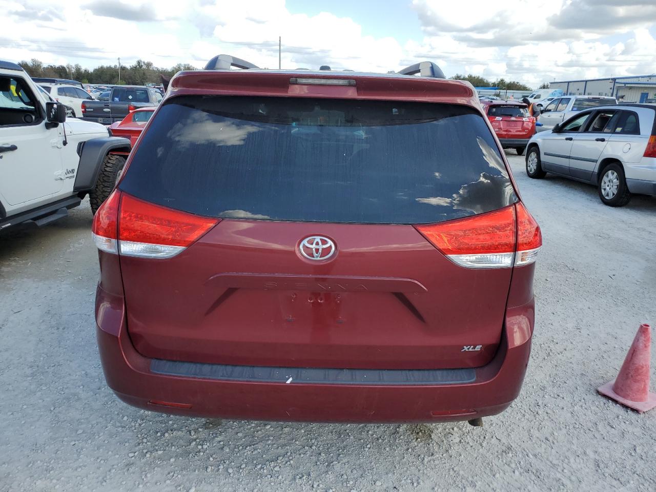 2014 Toyota Sienna Xle VIN: 5TDYK3DC2ES452183 Lot: 77658474