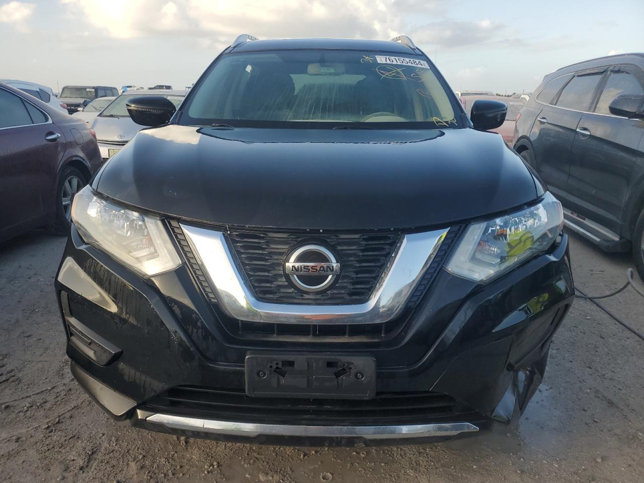 2018 Nissan Rogue - Image 5