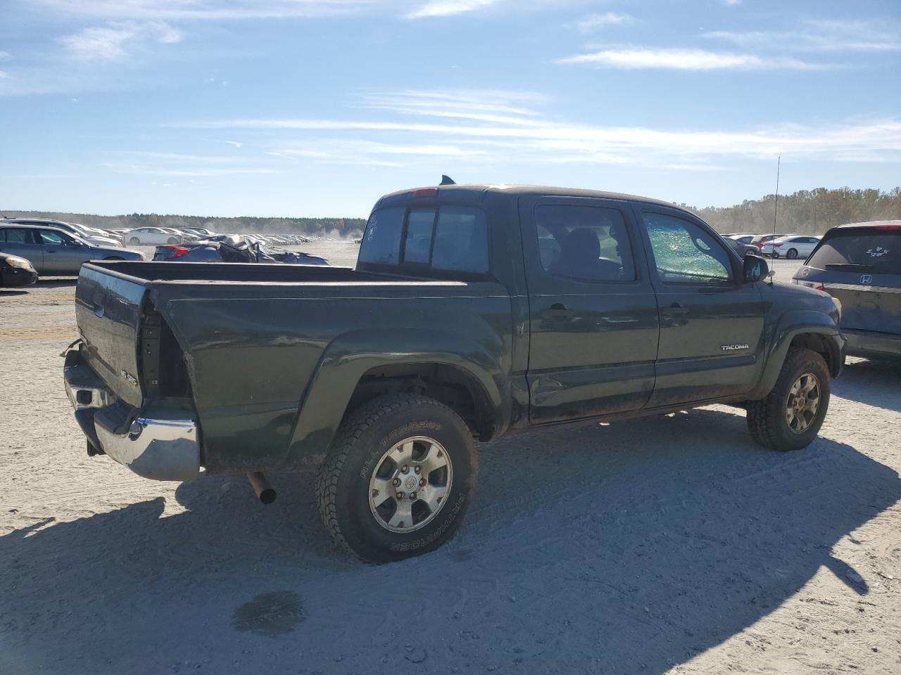 2012 Toyota Tacoma - Image 3