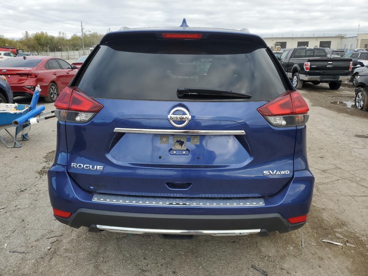 2018 Nissan Rogue - Image 6