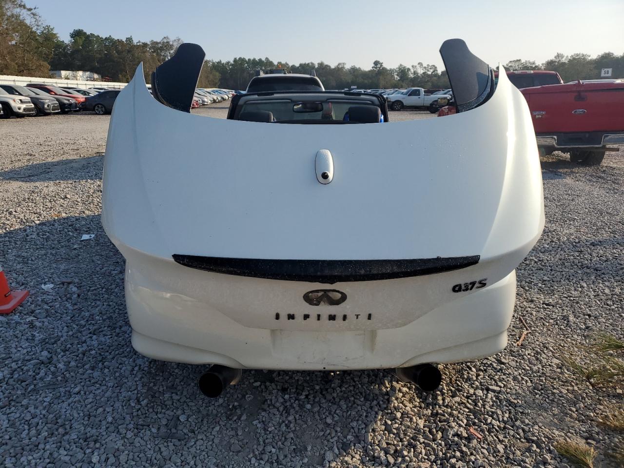 2009 Infiniti G - Image 6