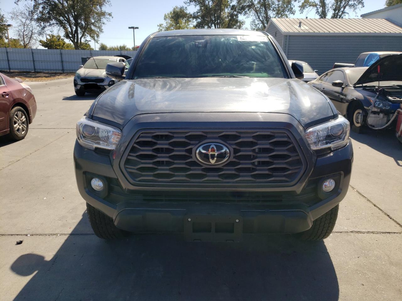 2022 Toyota Tacoma - Image 5