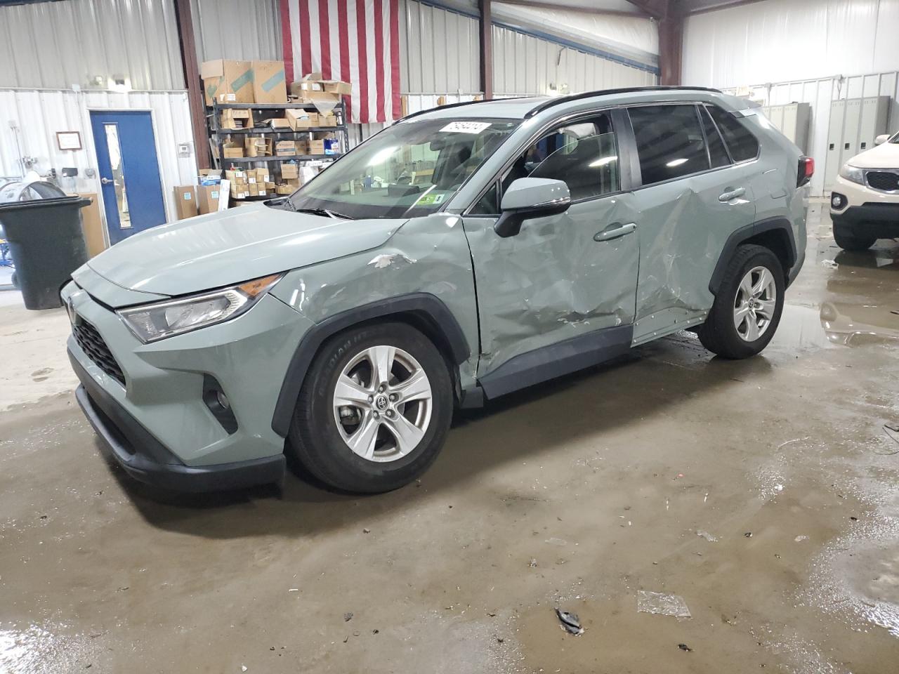 2020 Toyota RAV 4 - Image 1