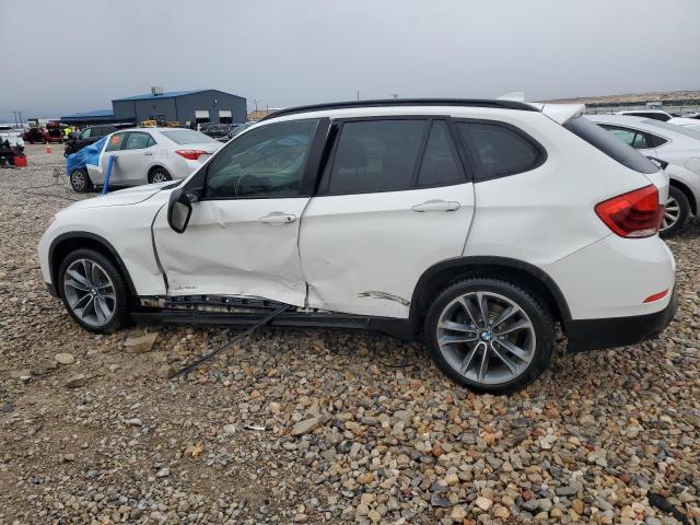  BMW X1 2015 Белы