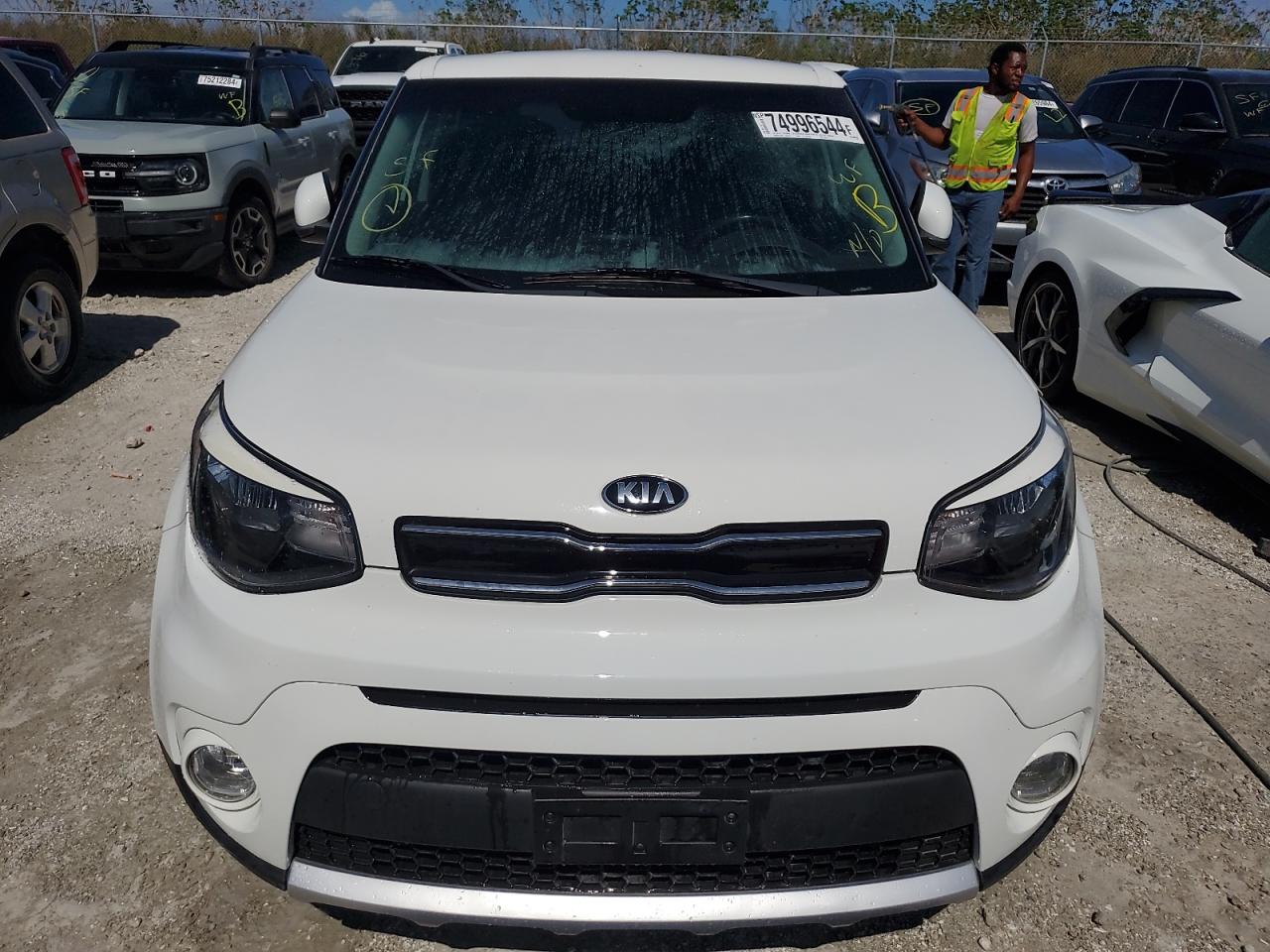 VIN KNDJP3A59J7902392 2018 KIA SOUL no.5