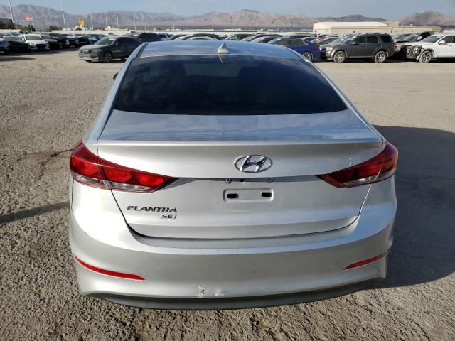  HYUNDAI ELANTRA 2017 Серебристый