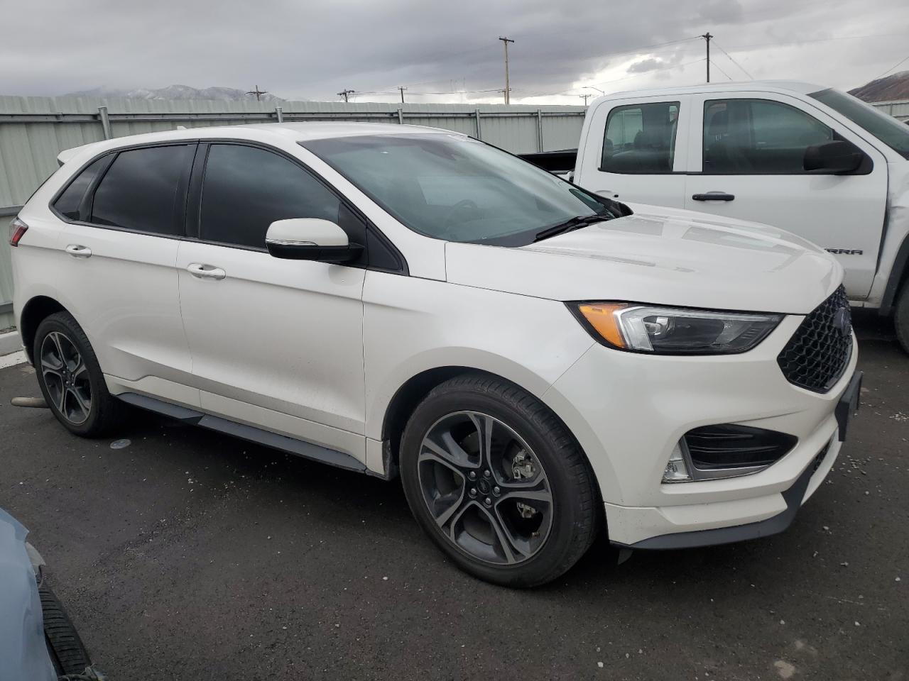 2019 Ford Edge - Image 4
