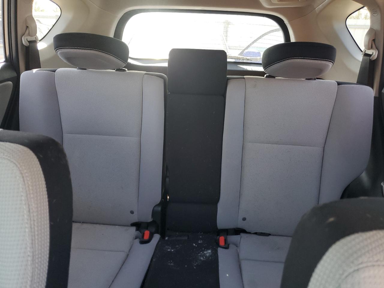 2018 Toyota RAV 4 - Image 10