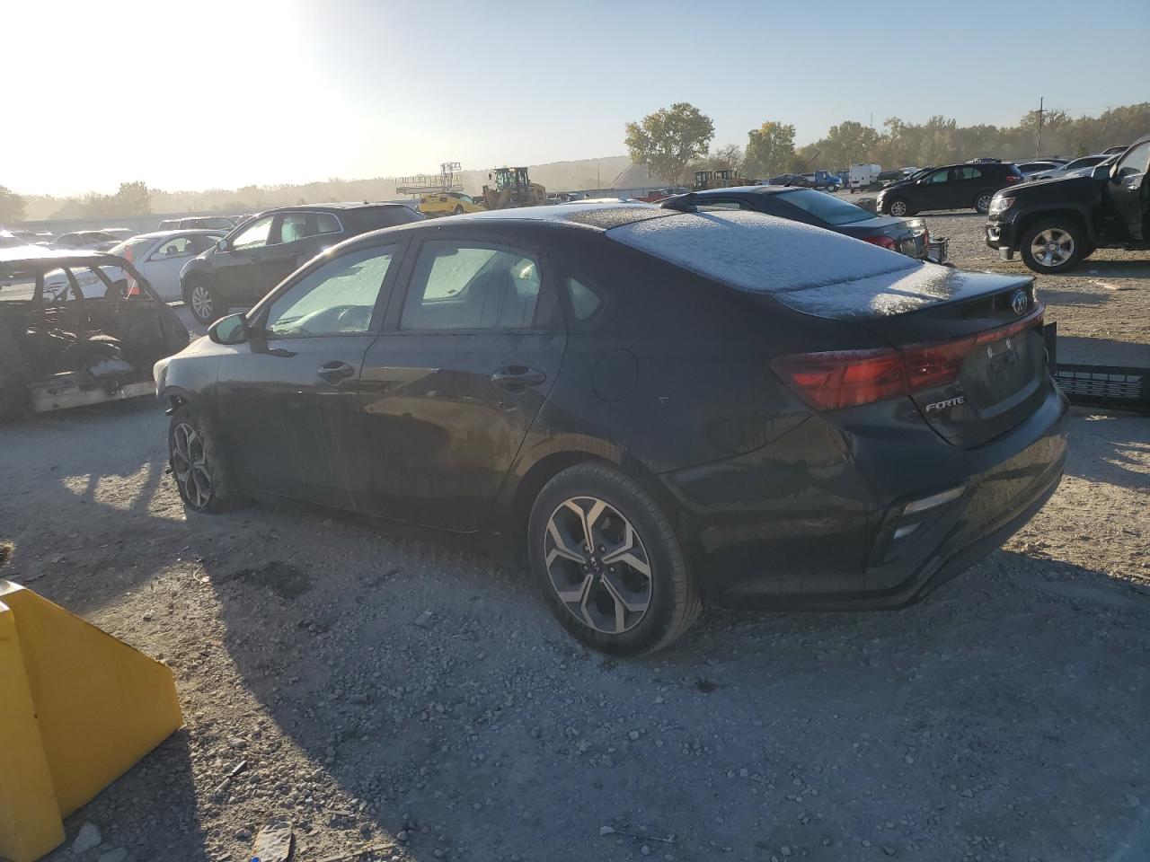 2021 Kia Forte - Image 2