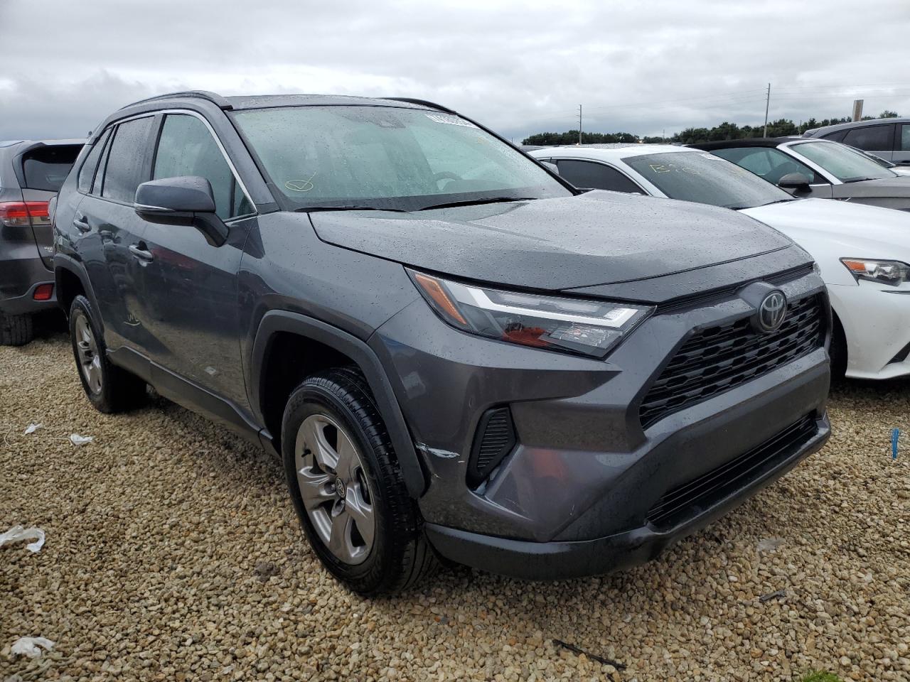 2023 Toyota RAV 4 - Image 4