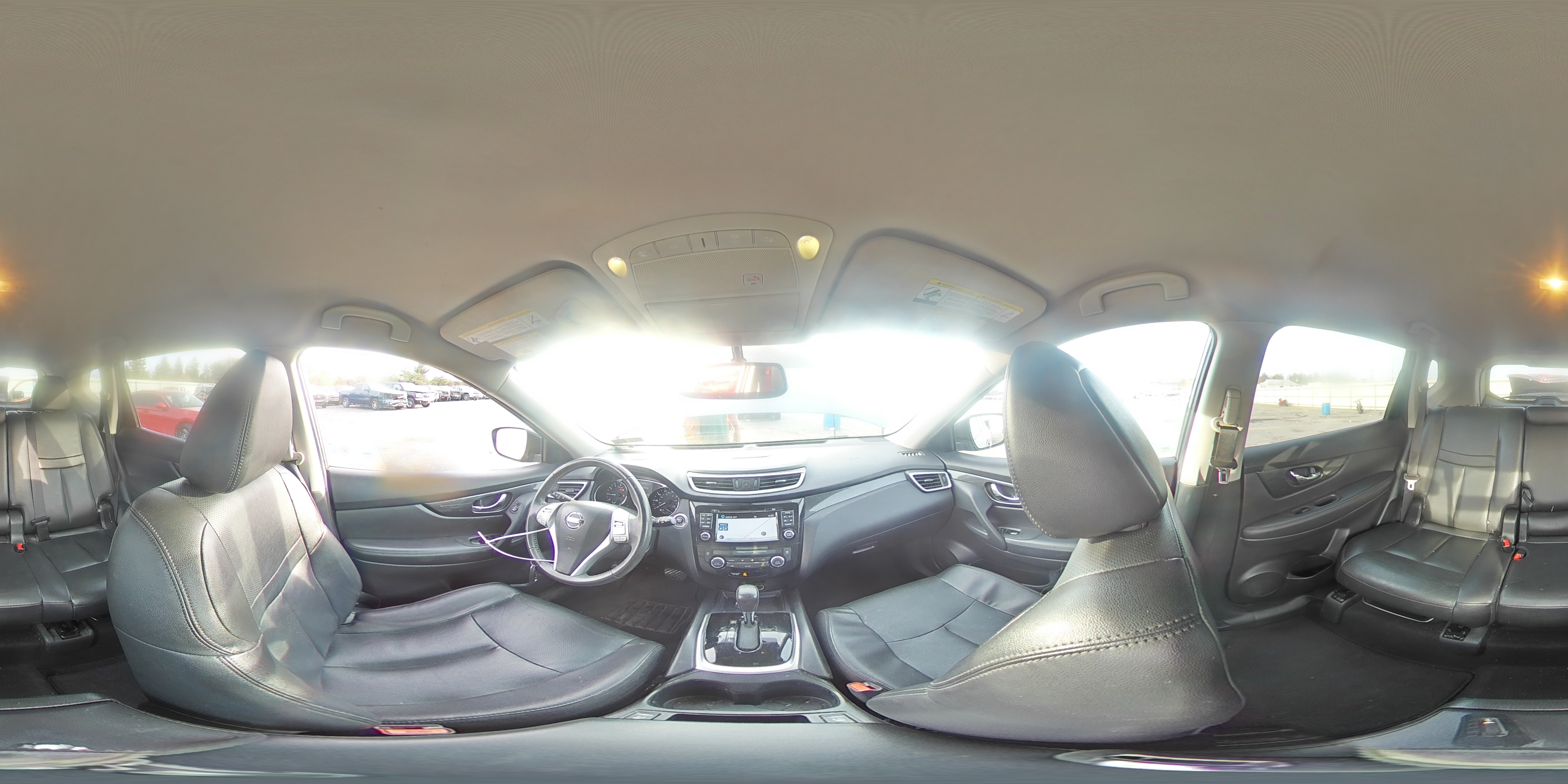 2016 Nissan Rogue - Image 13