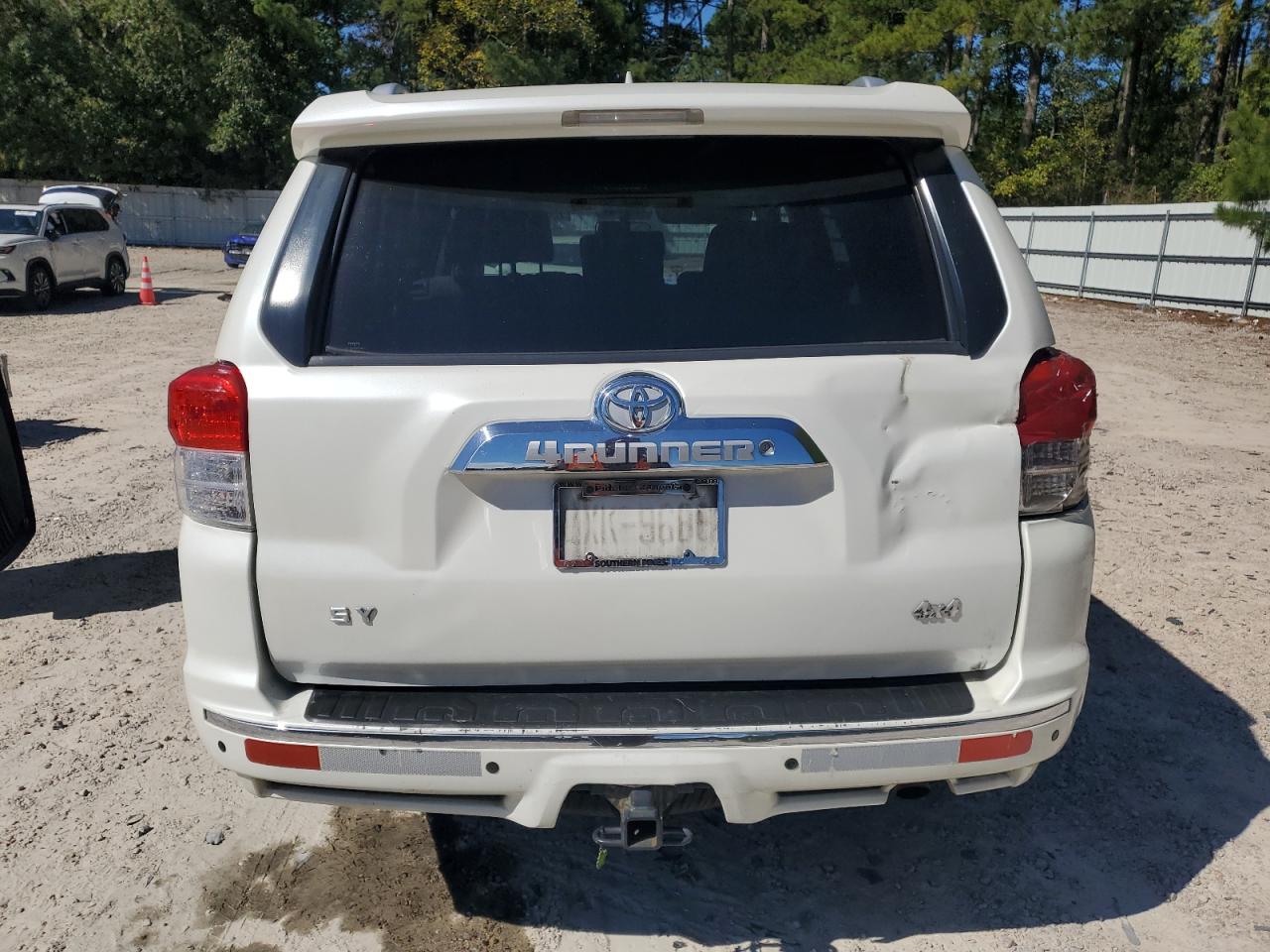 2011 Toyota 4Runner Sr5 VIN: JTEBU5JRXB5039106 Lot: 73642094