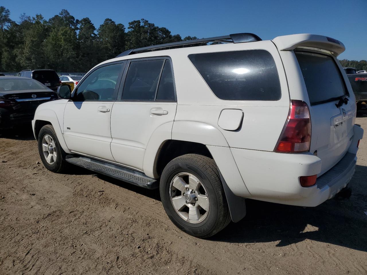 2004 Toyota 4Runner - Image 2