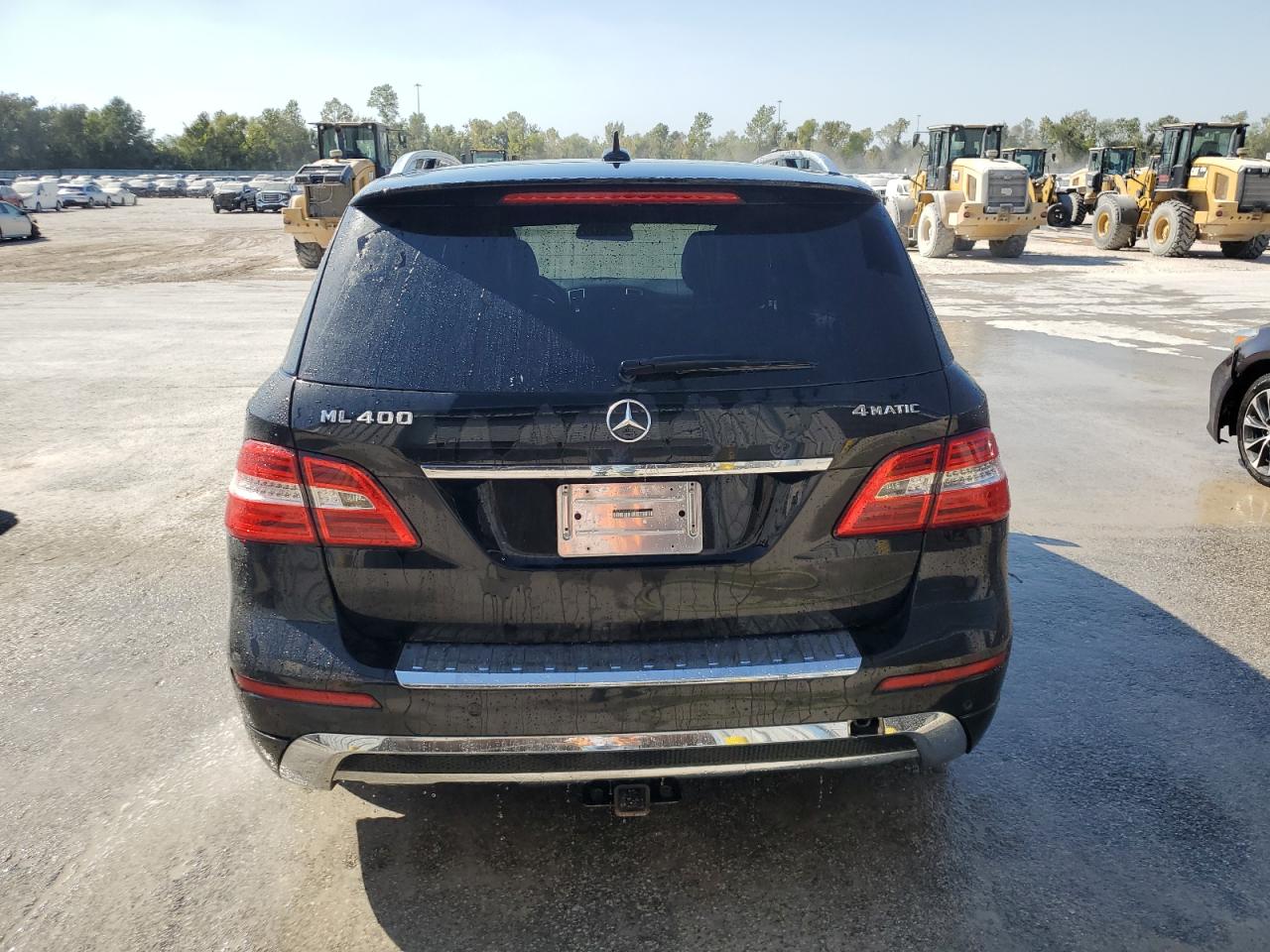 2015 Mercedes-Benz Ml 400 4Matic VIN: 4JGDA5GB8FA492889 Lot: 76122004