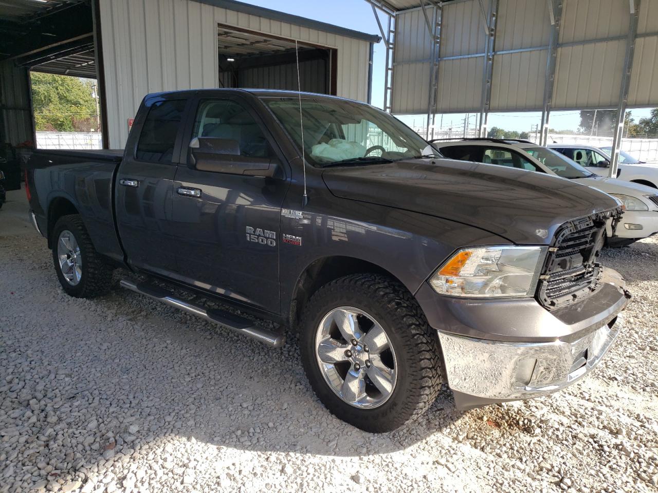 1C6RR7GT0FS502209 2015 Ram 1500 Slt