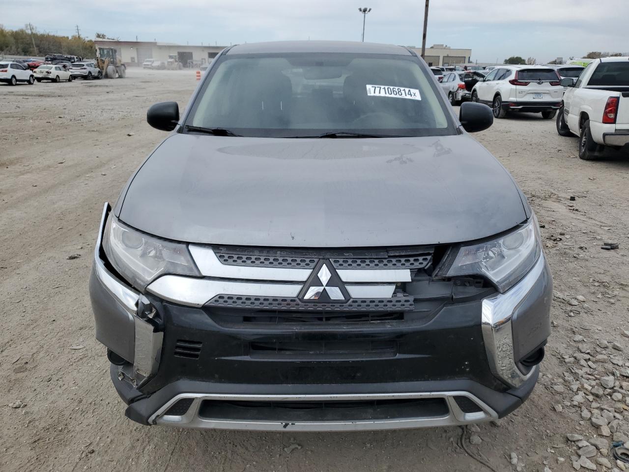 2020 Mitsubishi Outlander - Image 5