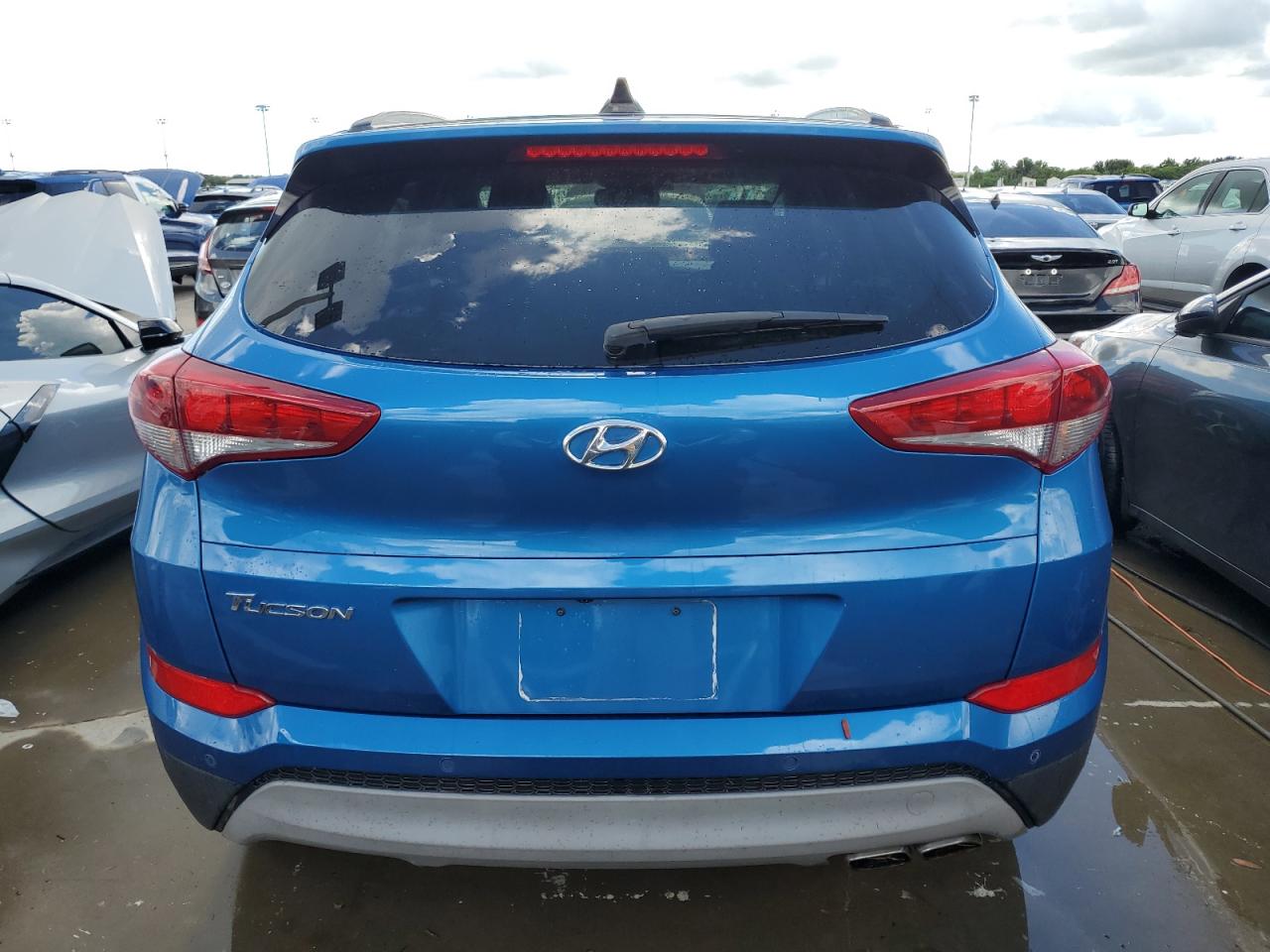 2018 Hyundai Tucson Value VIN: KM8J33A21JU817528 Lot: 73801694