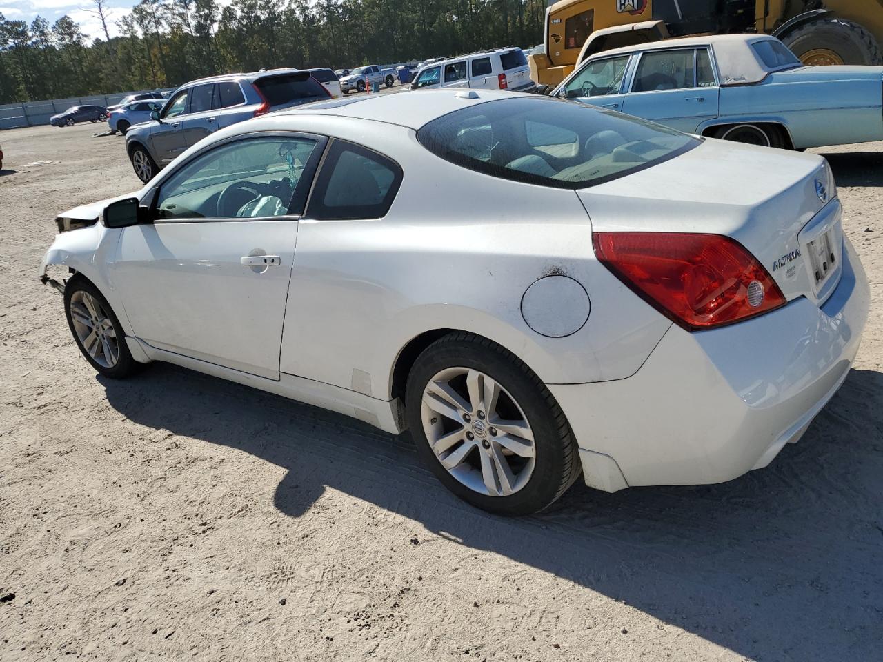 2013 Nissan Altima - Image 2