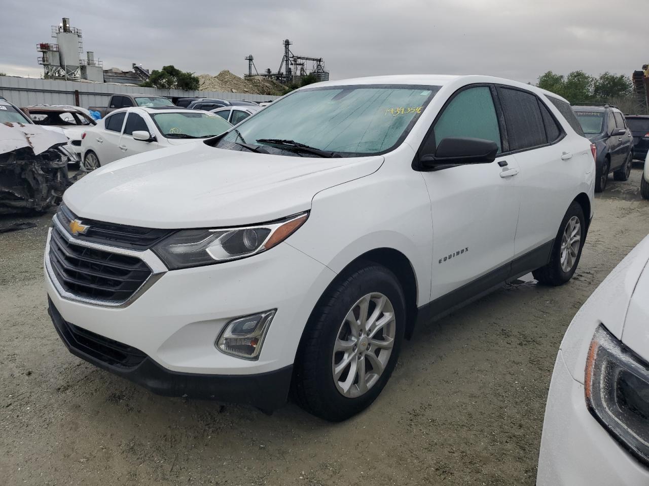 2GNAXHEVXJ6170126 2018 CHEVROLET EQUINOX - Image 1